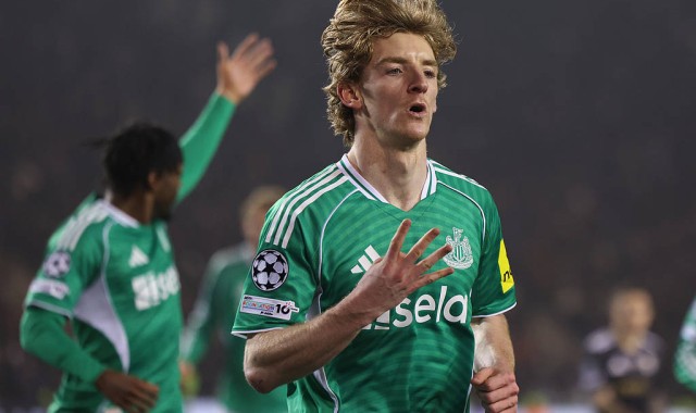 半场大四喜！戈登超希勒压凯恩 英格兰9号位的传承有了