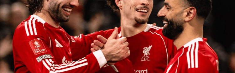 半场射门数2比12，利物浦创11年最差纪录，球迷：中场就该解雇斯洛特